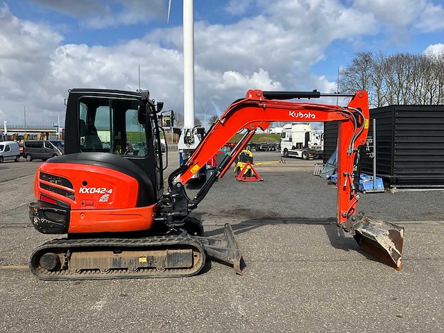 2018 kubota kx042-4 minigraafmachine - afbeelding 28 van  36