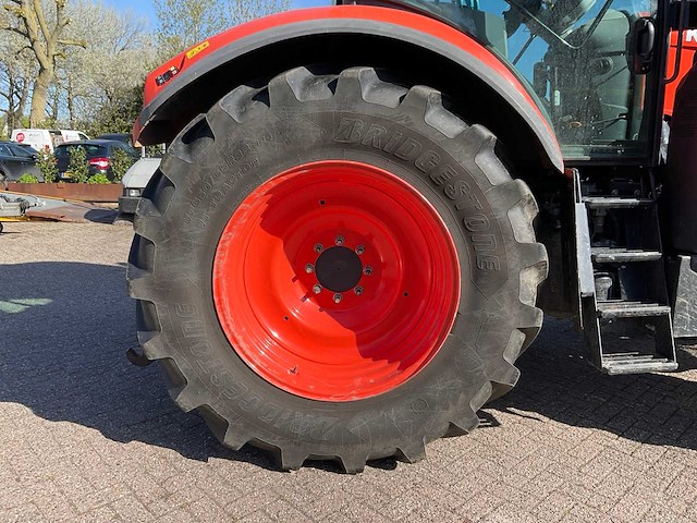 2018 kubota m6121 vierwielaangedreven landbouwtractor - afbeelding 8 van  21