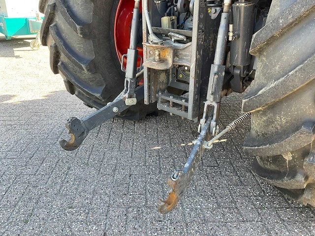 2018 kubota m6121 vierwielaangedreven landbouwtractor - afbeelding 9 van  21