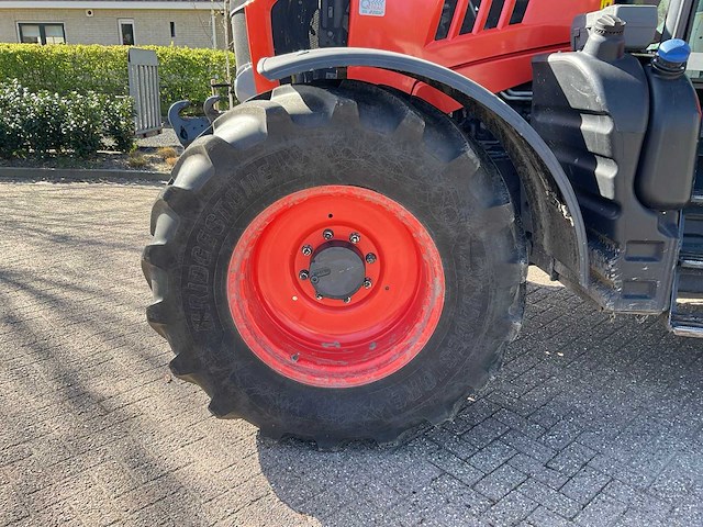 2018 kubota m6121 vierwielaangedreven landbouwtractor - afbeelding 13 van  21
