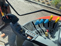 2018 kubota m6121 vierwielaangedreven landbouwtractor - afbeelding 18 van  21