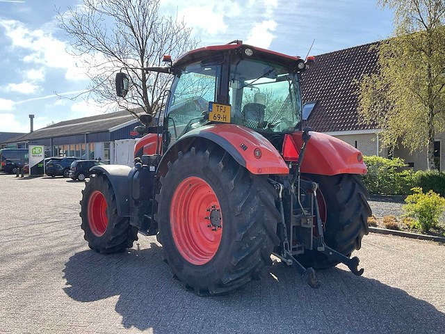 2018 kubota m6121 vierwielaangedreven landbouwtractor - afbeelding 21 van  21
