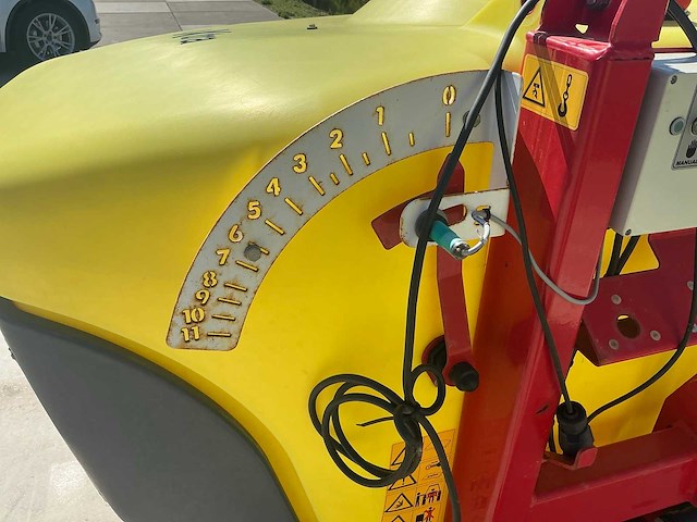 2018 kverneland ixter a12 veldspuit met fronttank - afbeelding 4 van  13