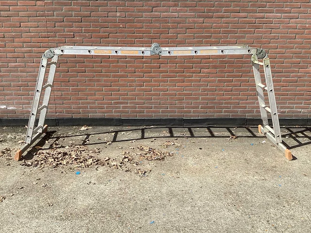 2018 layher 1057-116 vouwladder - afbeelding 3 van  6