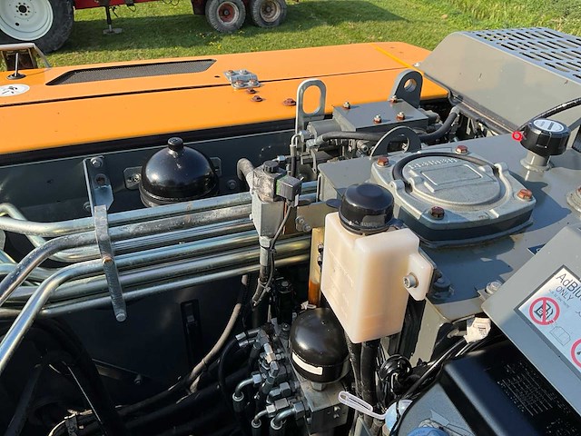 2018 liebherr a914 litronic banden graafmachine - afbeelding 5 van  57