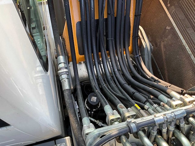 2018 liebherr a914 litronic banden graafmachine - afbeelding 9 van  57