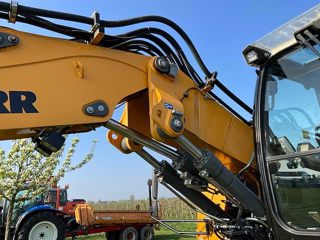 2018 liebherr a914 litronic banden graafmachine - afbeelding 30 van  57