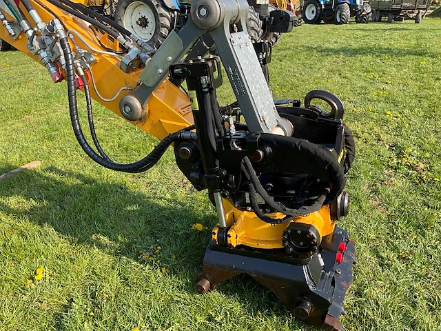 2018 liebherr a914 litronic banden graafmachine - afbeelding 37 van  57