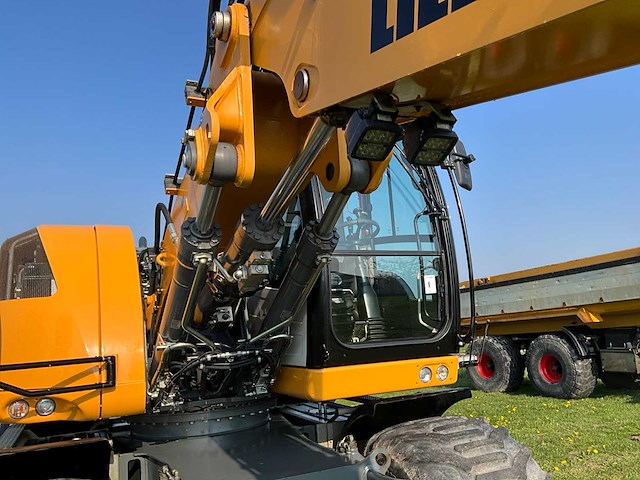 2018 liebherr a914 litronic banden graafmachine - afbeelding 40 van  57