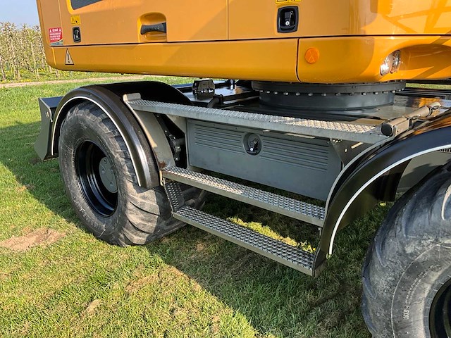 2018 liebherr a914 litronic banden graafmachine - afbeelding 41 van  57