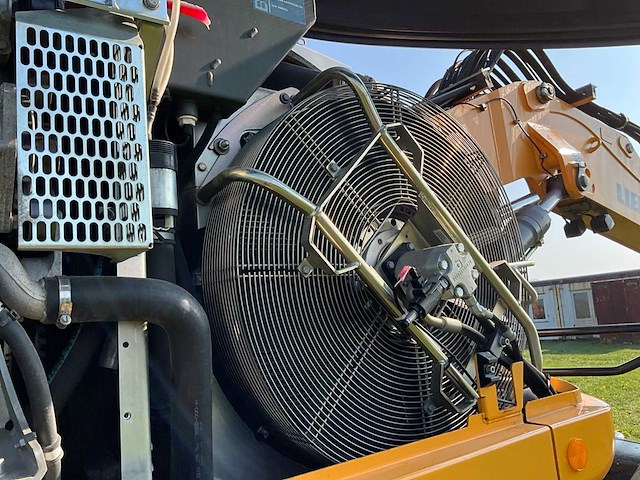 2018 liebherr a914 litronic banden graafmachine - afbeelding 54 van  57
