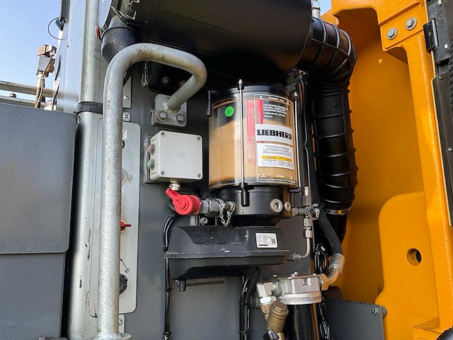 2018 liebherr a914 litronic banden graafmachine - afbeelding 52 van  57