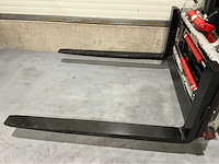 2018 linde e18-02 1800kg lepelversteller vorkheftruck - afbeelding 14 van  16