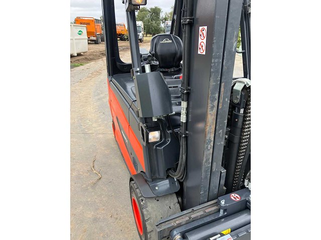 2018 linde e35 vorkheftruck - afbeelding 19 van  54