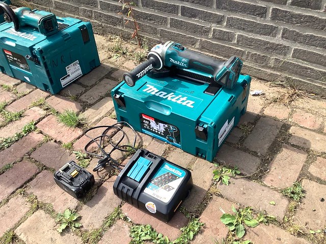 2018 makita dga504 haakse slijpmachine - afbeelding 1 van  1