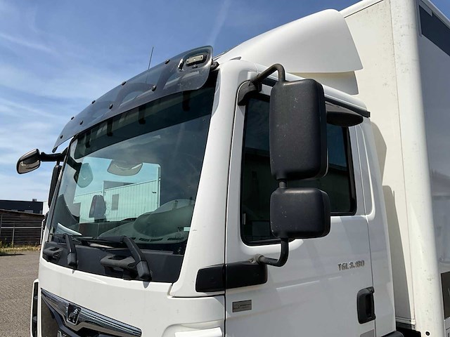 2018 man tgl8.180 bakwagen met laadklep - afbeelding 15 van  44