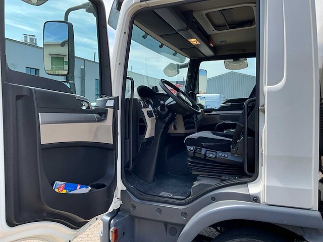 2018 man tgl8.180 bakwagen met laadklep - afbeelding 23 van  44