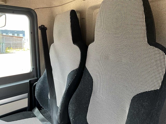 2018 man tgl8.180 bakwagen met laadklep - afbeelding 27 van  44