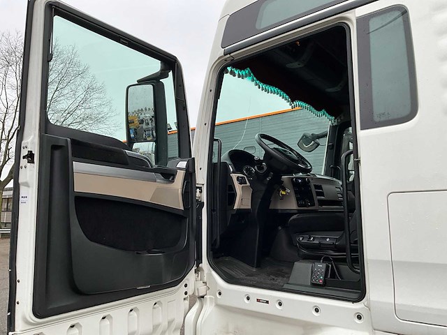 2018 man tgx 18.460 4x2 euro6 vrachtwagen - afbeelding 13 van  38