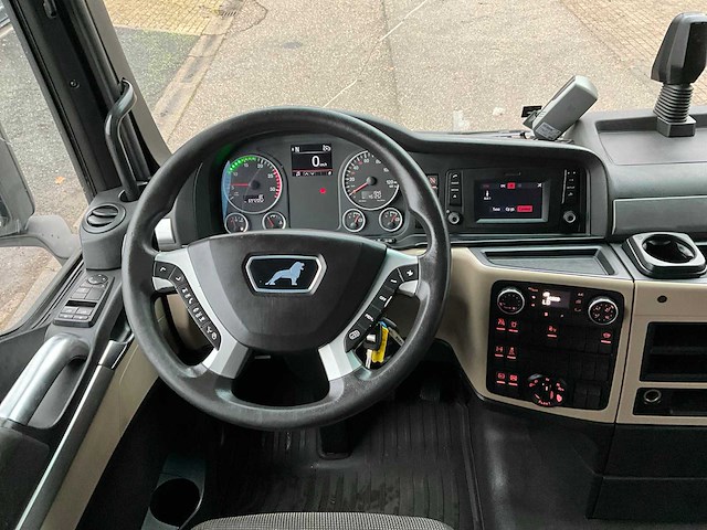 2018 man tgx 18.460 4x2 euro6 vrachtwagen - afbeelding 16 van  38