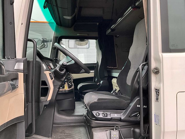 2018 man tgx 18.460 4x2 euro6 vrachtwagen - afbeelding 14 van  37