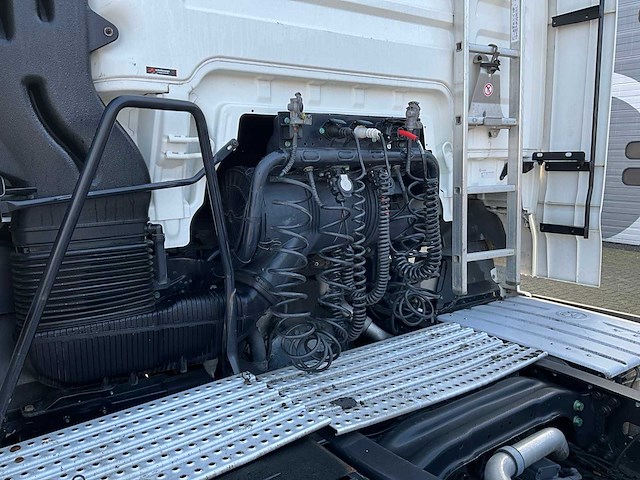 2018 man tgx 18.460 4x2 euro6 vrachtwagen - afbeelding 7 van  34