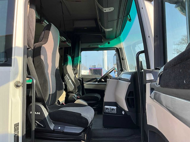 2018 man tgx 18.460 4x2 euro6 vrachtwagen - afbeelding 1 van  2