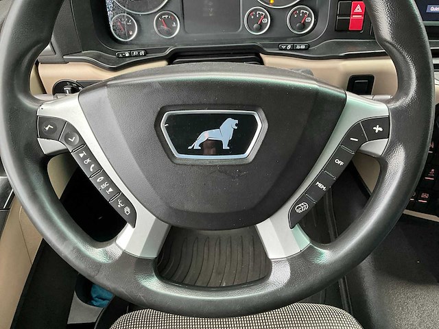 2018 man tgx 18.460 4x2 euro6 vrachtwagen - afbeelding 26 van  35