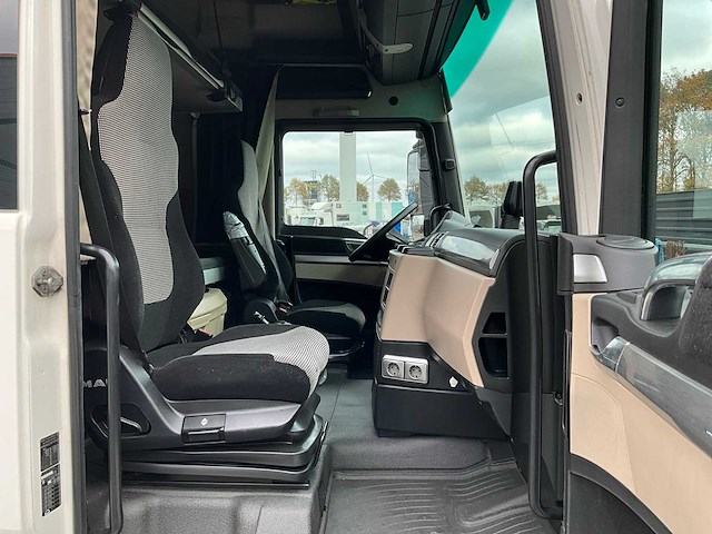2018 man tgx 18.460 4x2 euro6 vrachtwagen - afbeelding 34 van  35