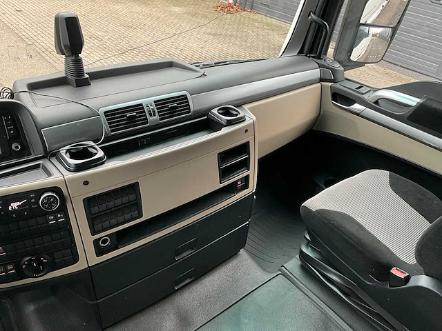 2018 man tgx 18.460 4x2 euro6 vrachtwagen - afbeelding 19 van  35