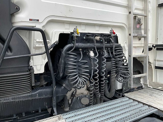 2018 man tgx 18.460 4x2 euro6 vrachtwagen - afbeelding 7 van  35