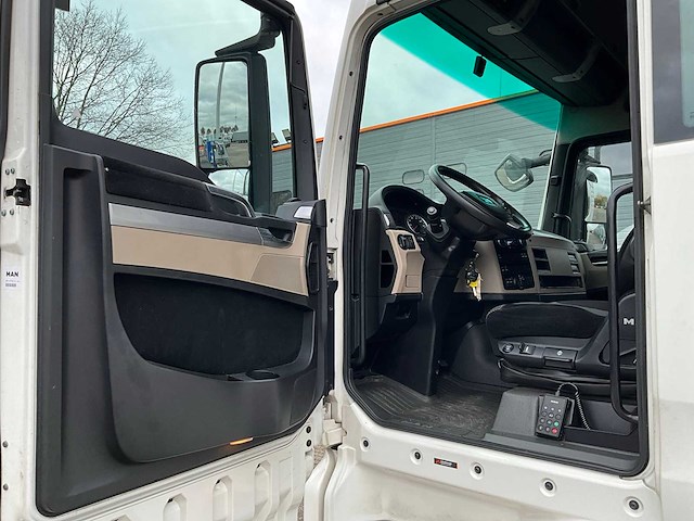 2018 man tgx 18.460 4x2 euro6 vrachtwagen - afbeelding 10 van  35
