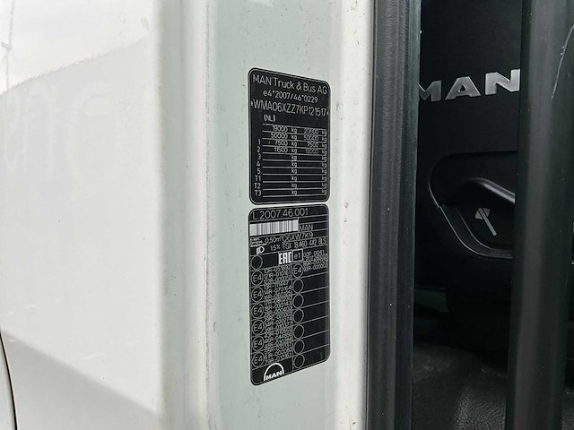 2018 man tgx 18.460 4x2 euro6 vrachtwagen - afbeelding 29 van  35