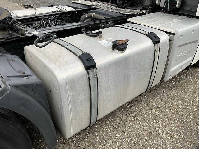 2018 man tgx 18.460 4x2 euro6 vrachtwagen - afbeelding 9 van  35