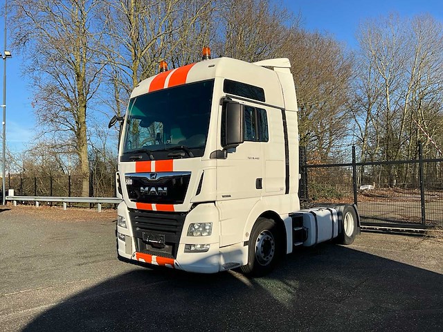 2018 man tgx 18.460 4x2 euro6 vrachtwagen - afbeelding 1 van  1
