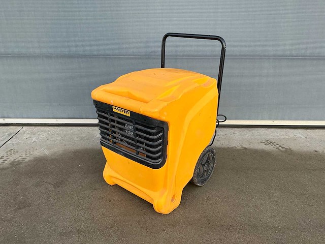 2018 master dhp65 bouwdroger - afbeelding 1 van  10