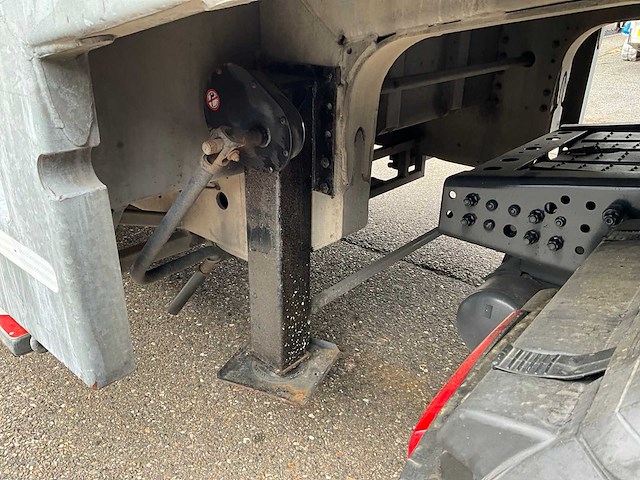 2018 mercedes-benz actros 1836 euro6 vrachtwagen met veldhuizen oplegger - afbeelding 48 van  54