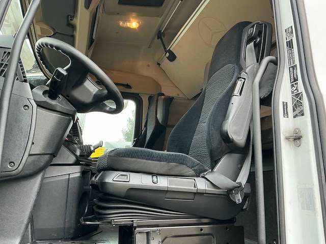2018 mercedes-benz actros 1845 vrachtwagen - afbeelding 2 van  26