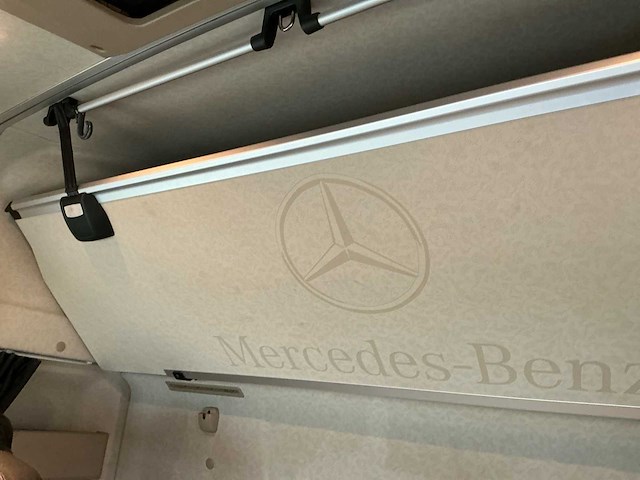 2018 mercedes-benz actros 1845 vrachtwagen - afbeelding 2 van  25