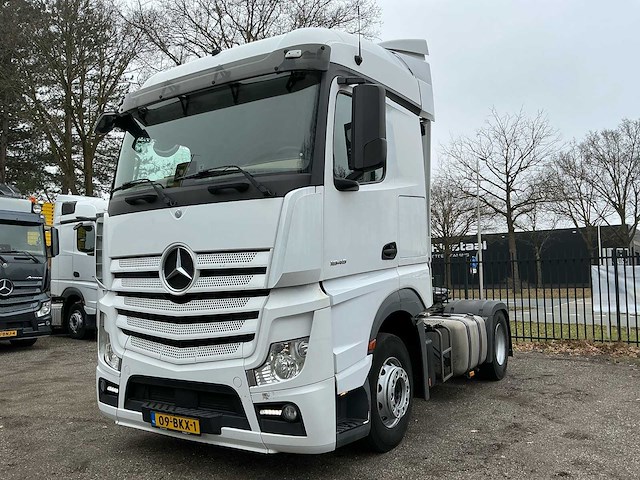 2018 mercedes-benz actros 1845 vrachtwagen - afbeelding 1 van  26