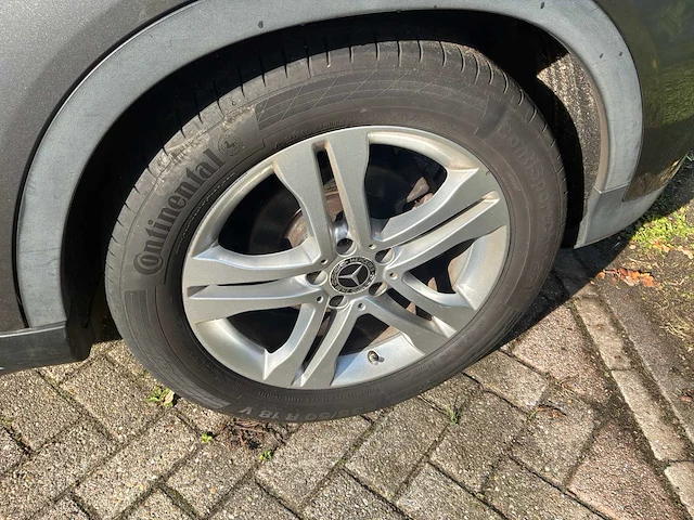 2018 mercedes-benz gla-klasse 180 personenauto - afbeelding 7 van  42