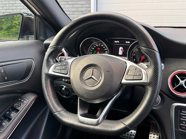 2018 mercedes-benz gla-klasse amg personenauto - afbeelding 16 van  27