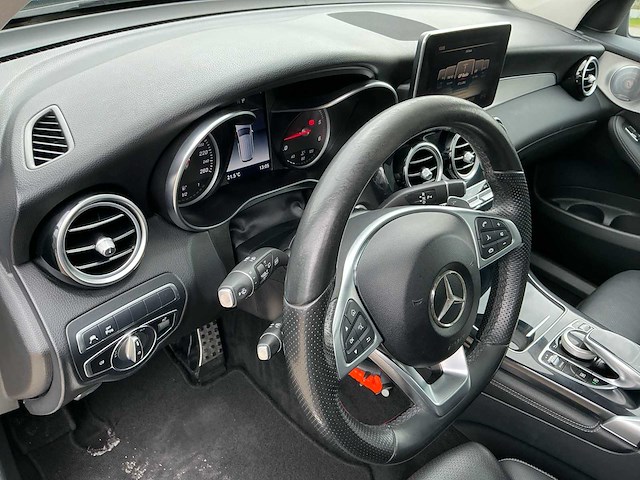 2018 mercedes-benz glc-klasse 350 d 4m. prem. plus amg personenauto - afbeelding 19 van  43