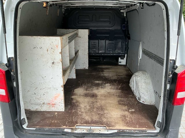 2018 mercedes-benz vito 116 cdi lang bedrijfswagen - afbeelding 14 van  28
