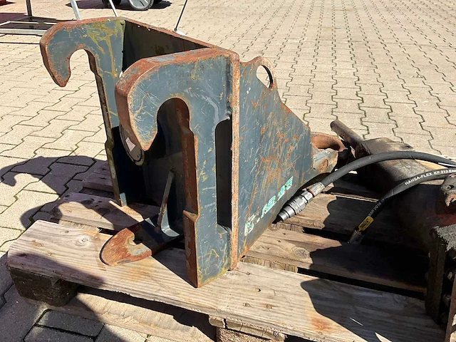 2018 merlo tre emme gz450 voorzet hijshaak - afbeelding 3 van  5