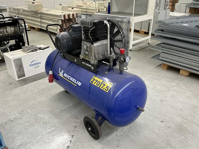 2018 michelin luchtcompressor - afbeelding 2 van  8