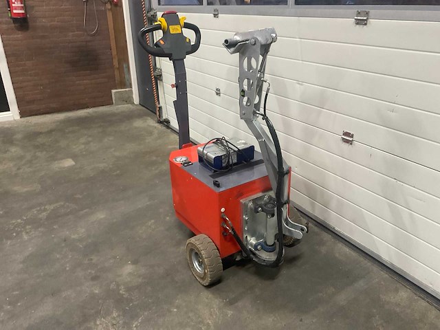 2018 mover tec m trac 2500 industriële trekker - afbeelding 3 van  9