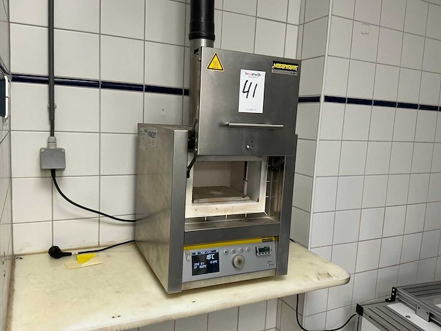 2018 nabertherm lvt 5/11/b410 ver-assings oven - afbeelding 1 van  11