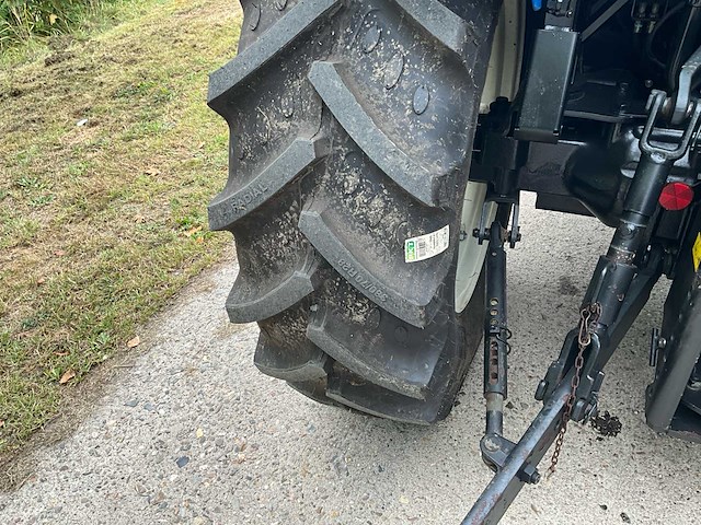 2018 new holland t4.75s tweewielaangedreven landbouwtractor - afbeelding 14 van  38