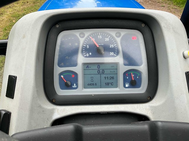 2018 new holland t4.75s tweewielaangedreven landbouwtractor - afbeelding 18 van  38